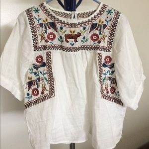 Embroidered summer shirt